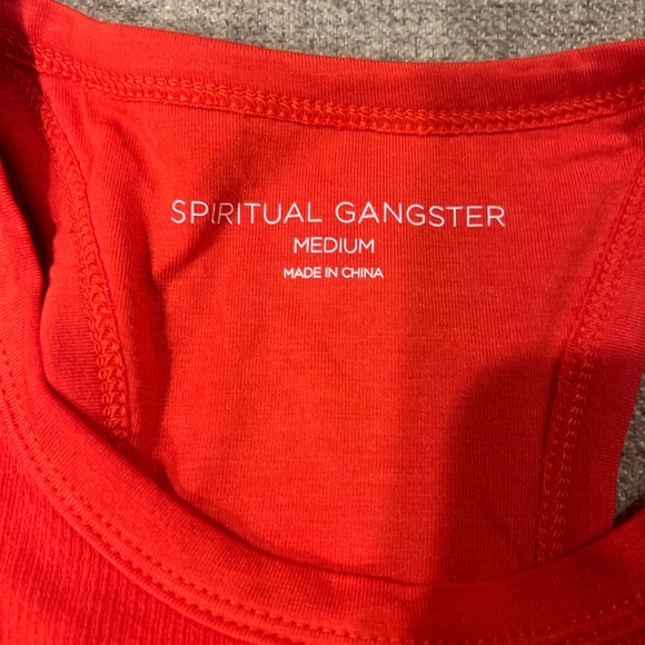 NWT spiritual gangster red cropped tank size small women's with built in bra - Picture 6 of 11